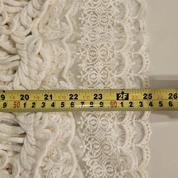 Everleigh Anthropologie Womans Large Cream Crocheted Sweater - Picture 5 of 5